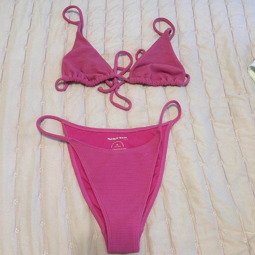 Pink ribbed bikini set